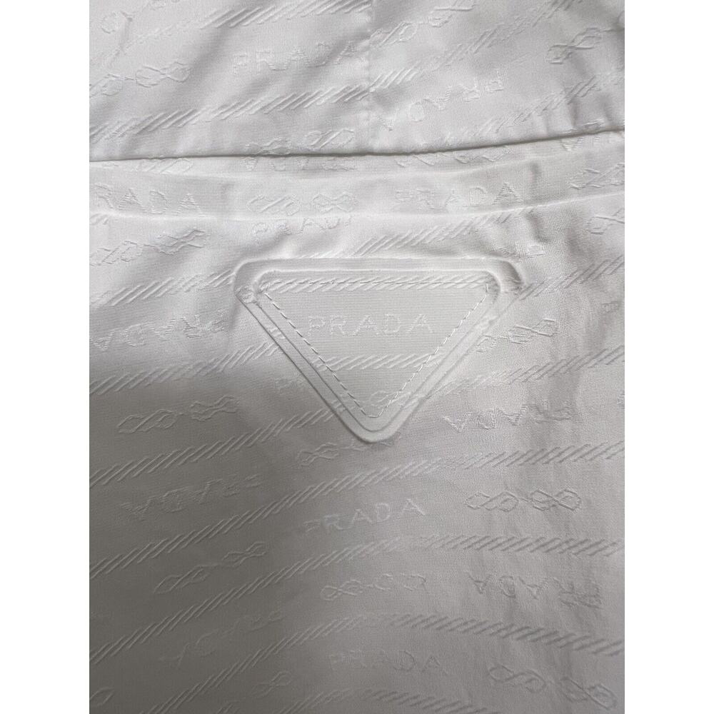 Prada White Logo Shorts - Men’s Size 50 Italian - EUC - AUTHENTIC - Picture 10 of 16